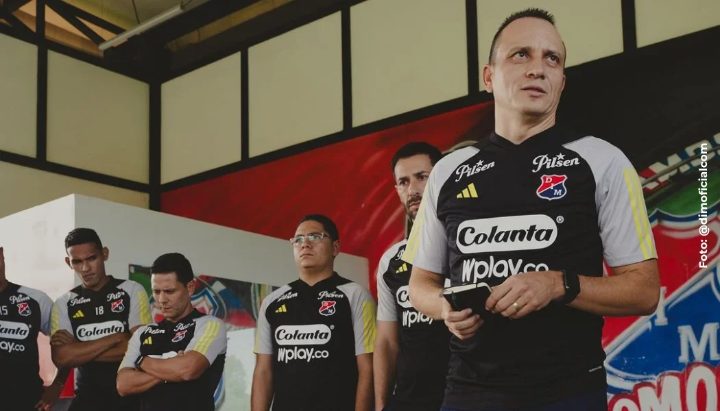 Alejandro Restrepo DT detalles de contrato en Medellín.