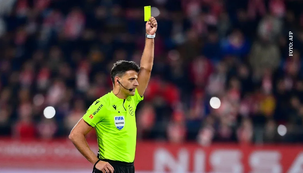 Árbitro en el fútbol de España