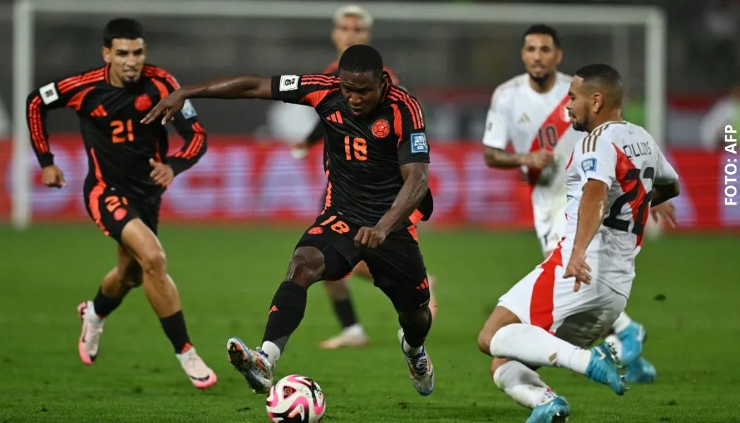 Arne Slot sobre Luis Sinisterra en Premier League