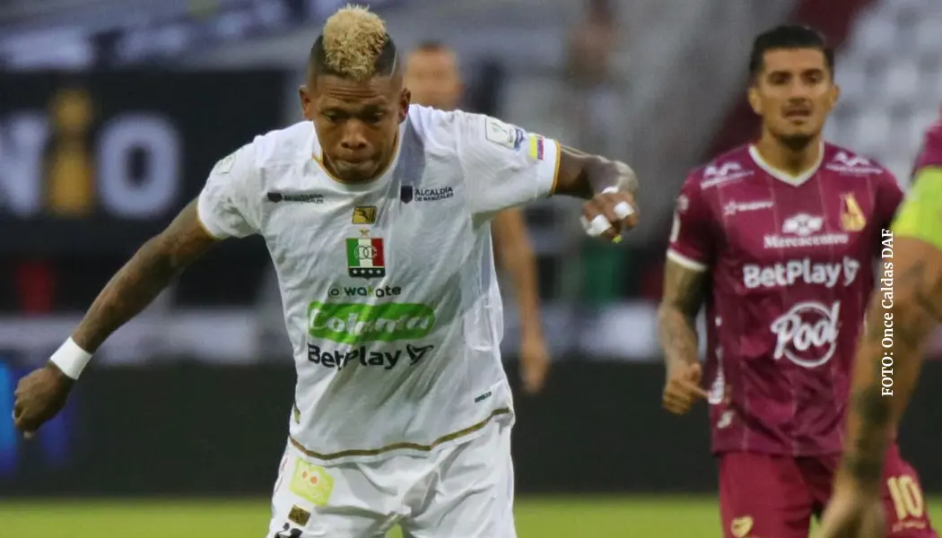 Billy Arce es nuevo jugador del Santos de Brasil