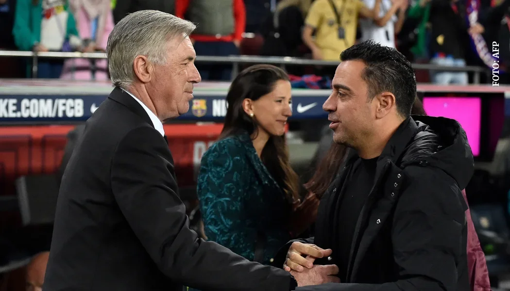 Carlo Ancelotti y Xavi Hernández