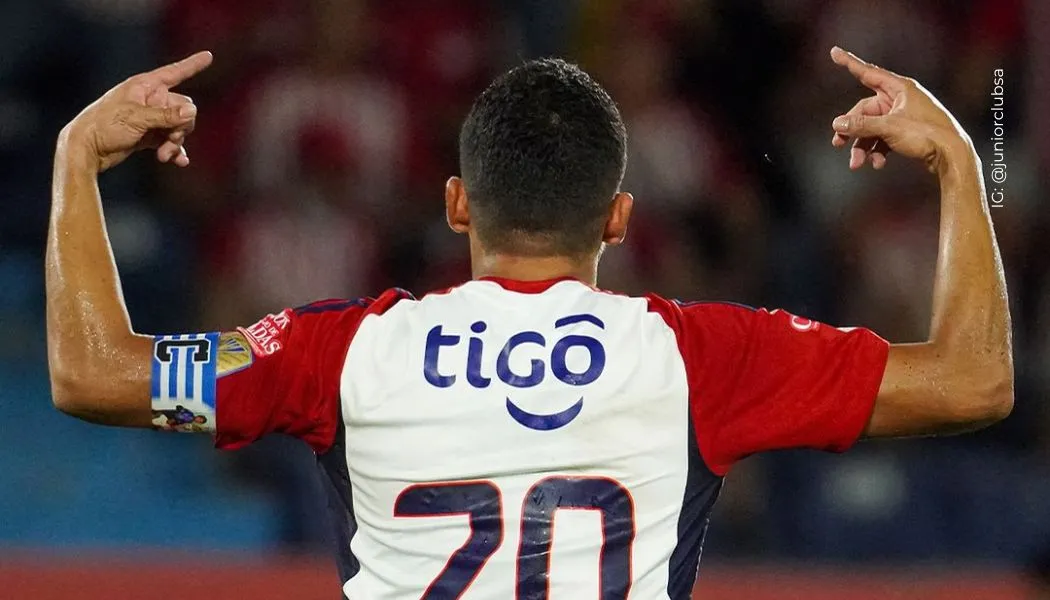 Carlos Bacca renovó por un año más junto al Junior