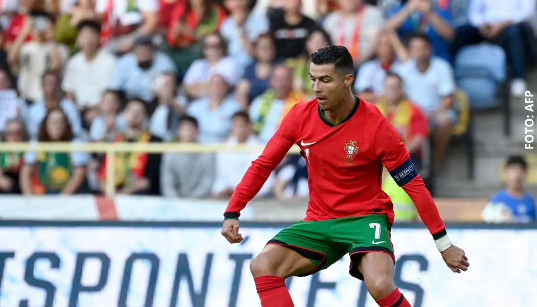 Cristiano Ronaldo marcó doblete contra Irlanda