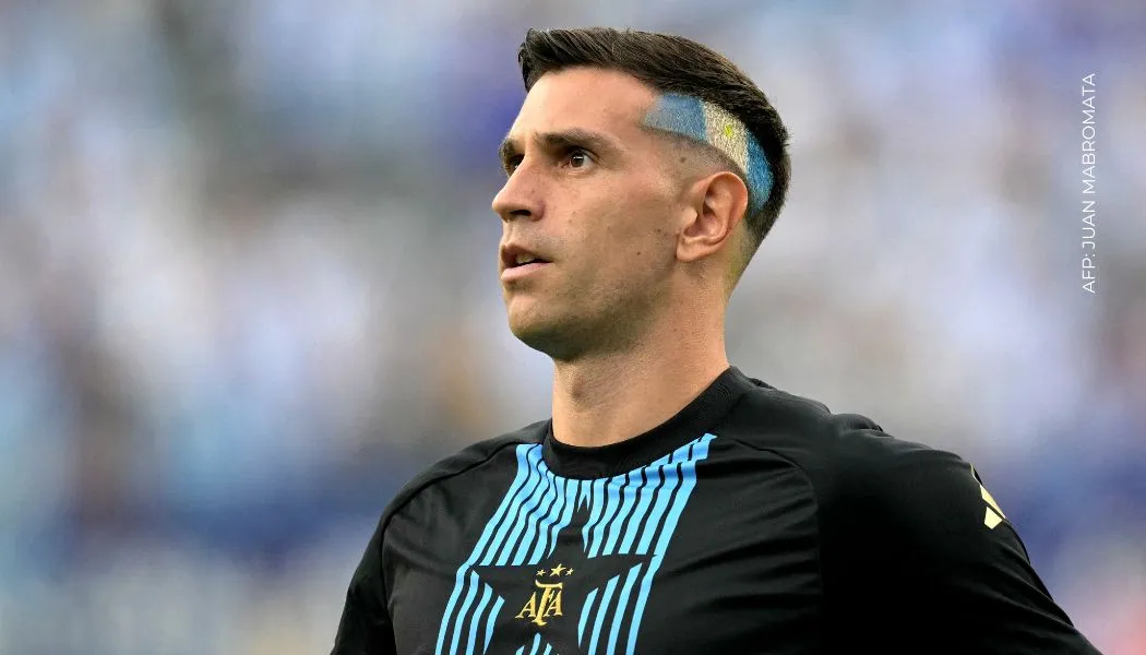 ‘Dibu’ Martínez habló sobre su duelo contra Colombia