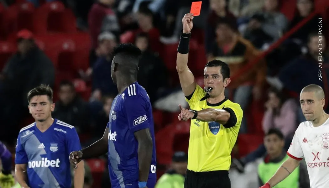 ¿Qué pasó con Andrés Rojas tras polémico arbitraje?