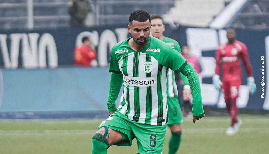 Edwin Cardona de Nacional lesión contractura muscular.