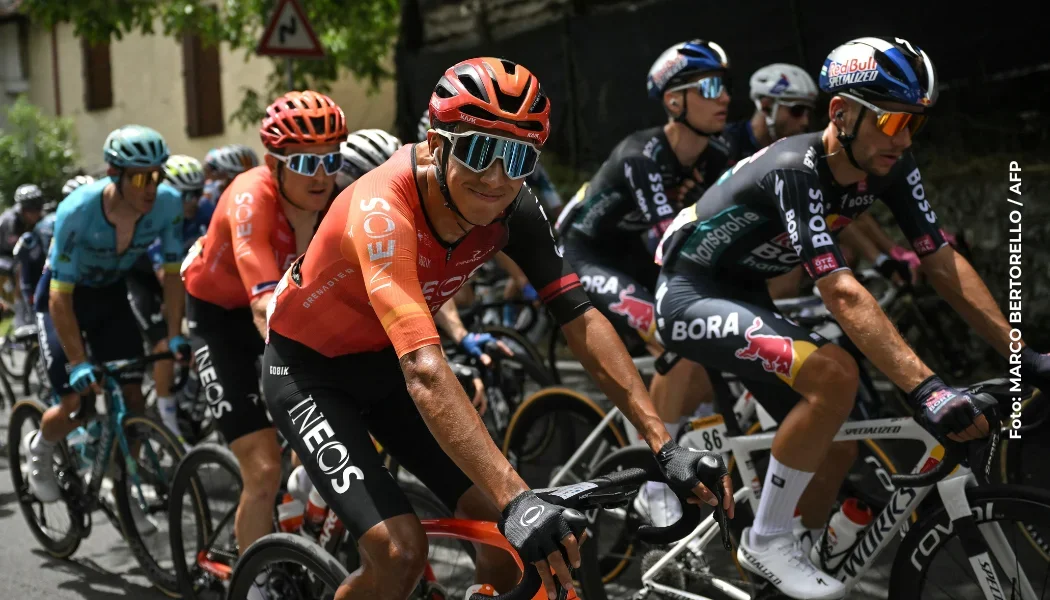 Egan Bernal es duda para la Vuelta a España.