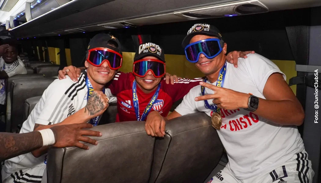 Emmanuel Olivera, Vladimir Hernández y Carlos Bacca.