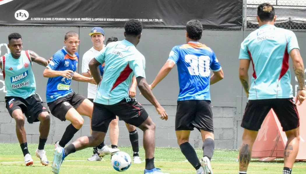 Entrenamiento Selección Colombia en Envigado