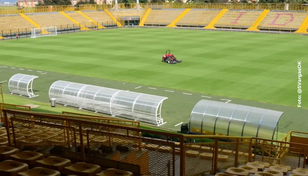 Estadio Metropolitano de Techo.