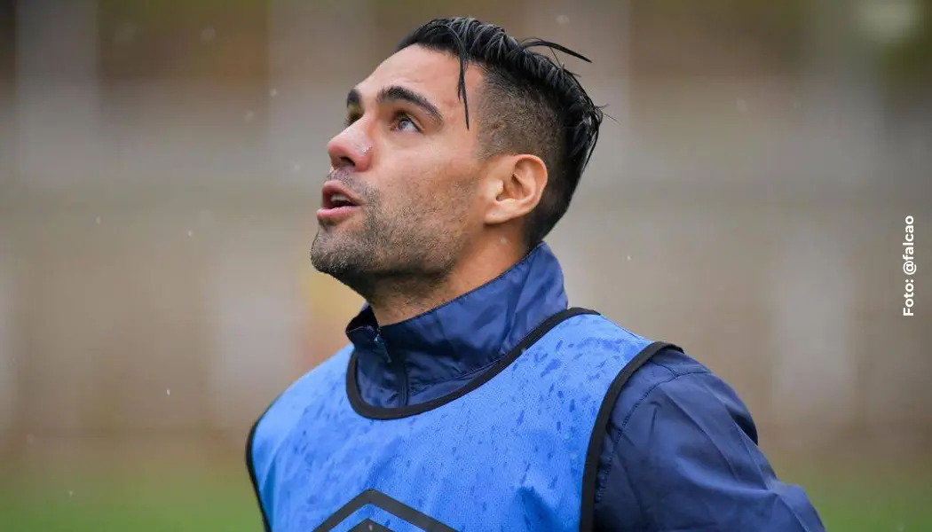 Millonarios propuso s Falcao contrato de seis meses.