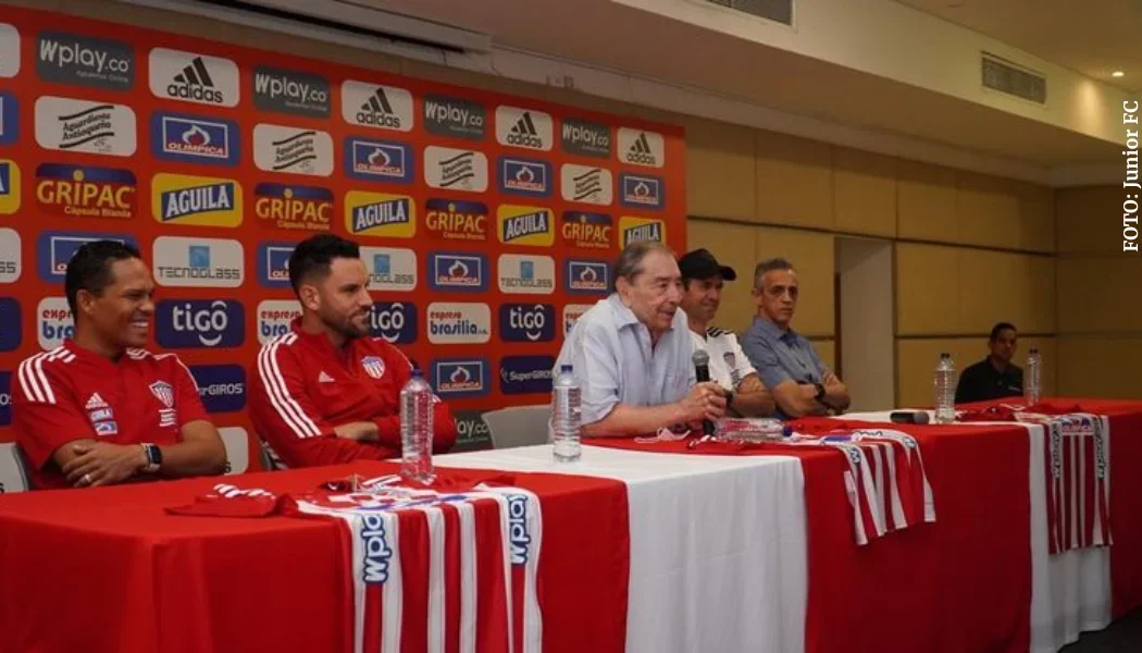 Fuad Char en rueda de prensa