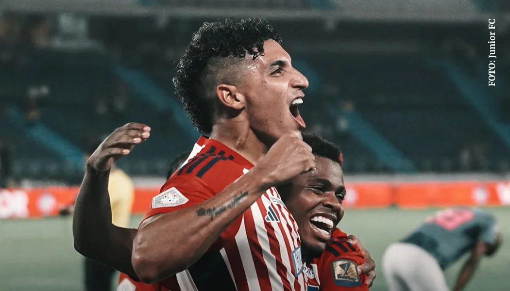 Gabriel Fuentes tras anotar su gol con el Junior de Barranquilla