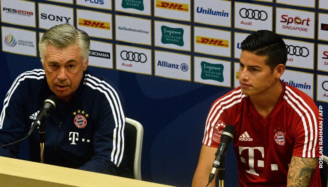 James Rodríguez y Carlo Ancelotti.
