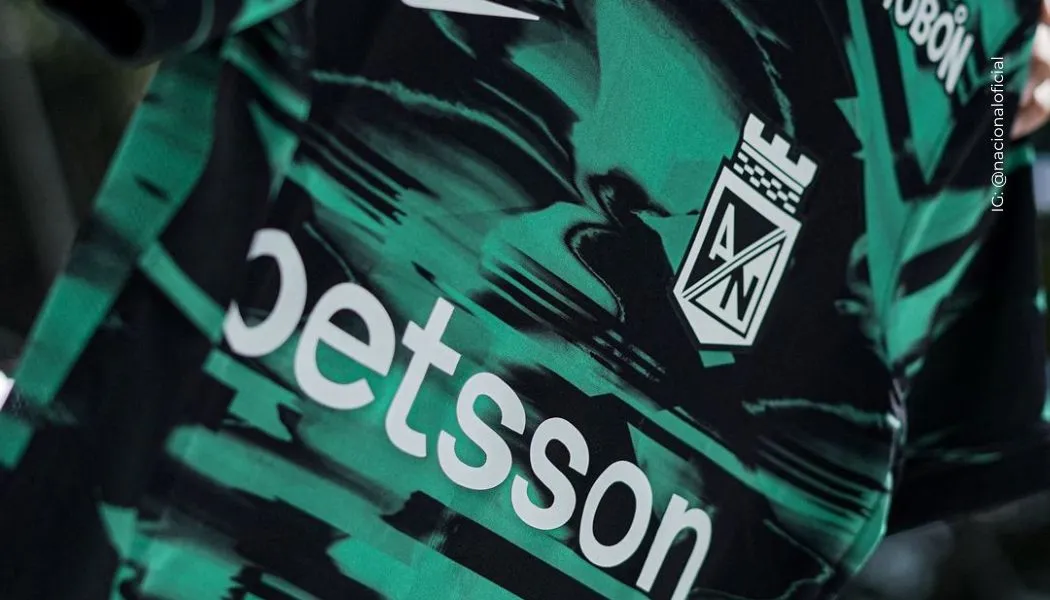 Jhon Duque estaría en las salidas de Atlético Nacional