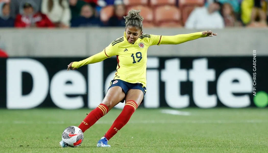 Jorelyn Carabalí destila su poderío futbolístico