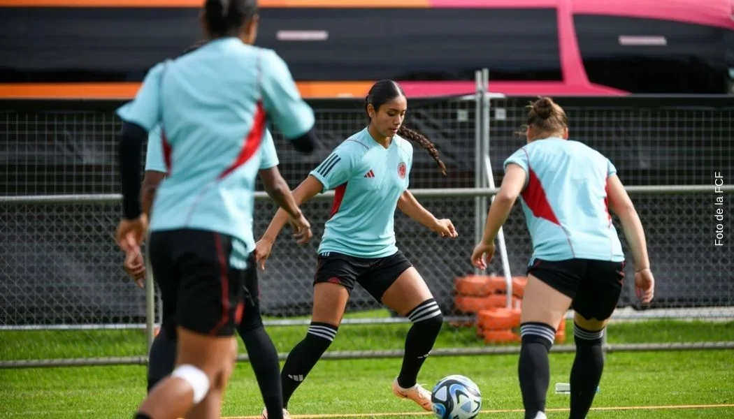Jugadoras de la Selección Colombia recibieron detalles