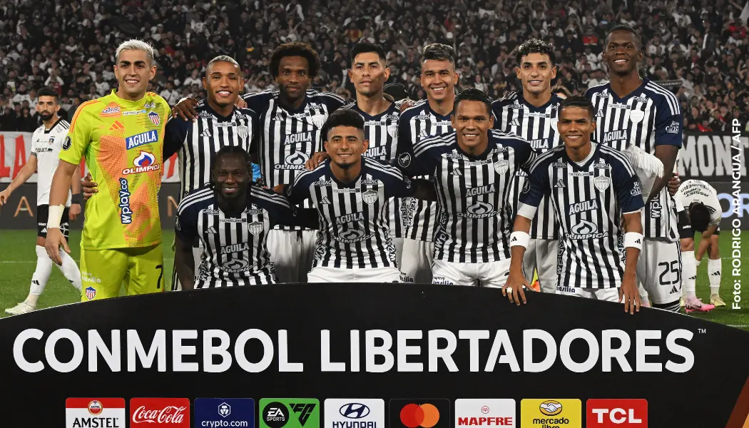 Mondragón detalles de acercamiento al Junior de Farías.