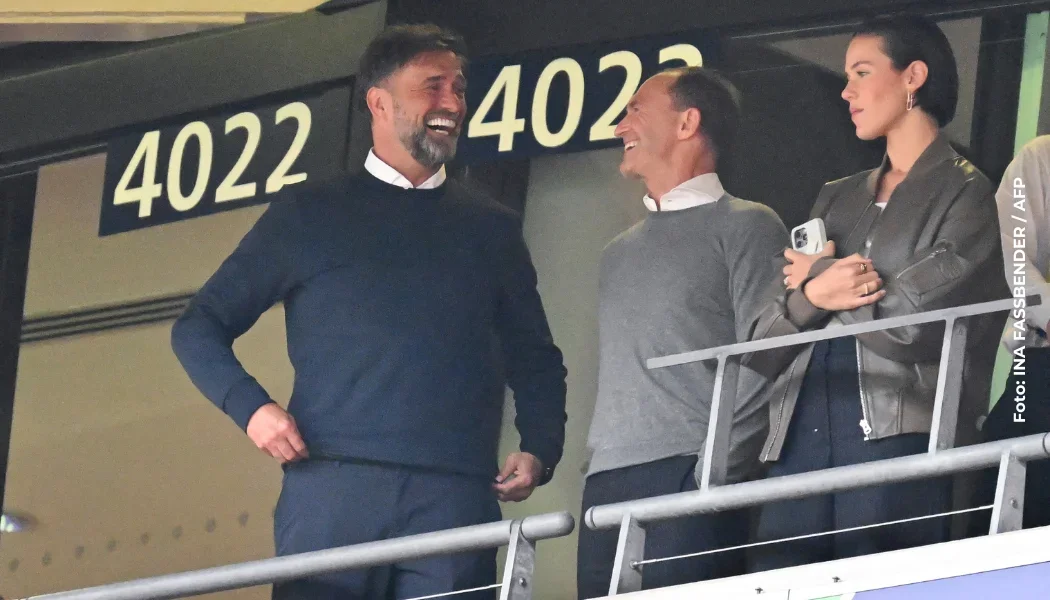 Jurgen Klopp viendo la final de Champions League.