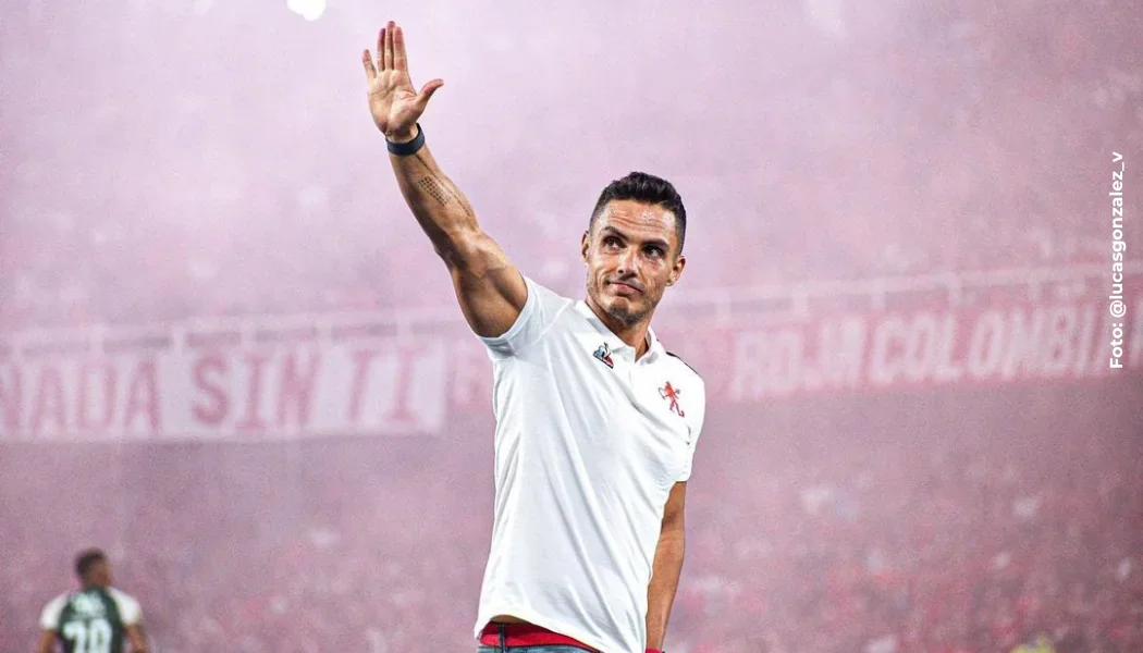 Lucas González.