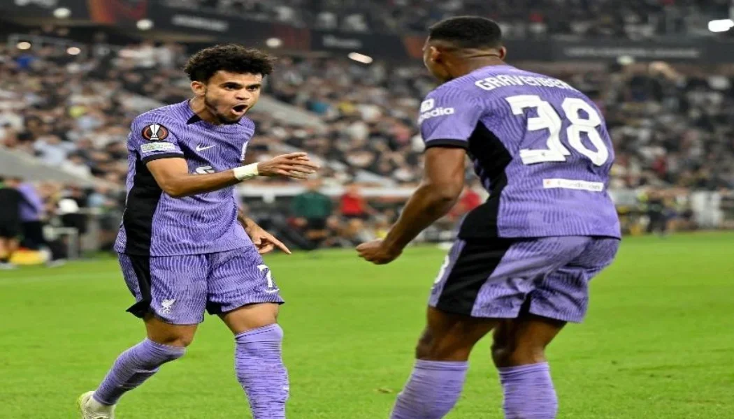 Luis Díaz festejando su gol
