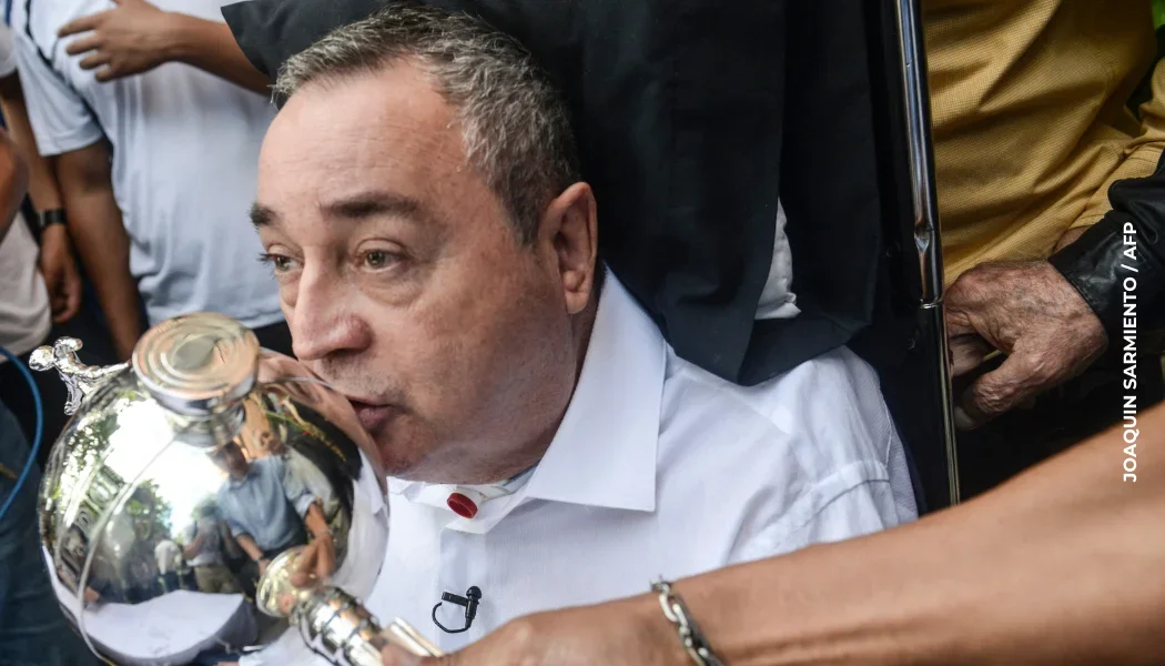 Profesor Luis Fernando Montoya.