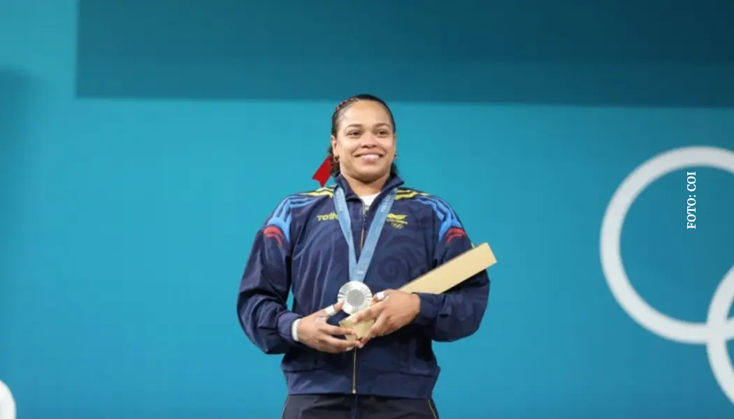 Mari Leivis Sánchez admira a Luffy de One Piece