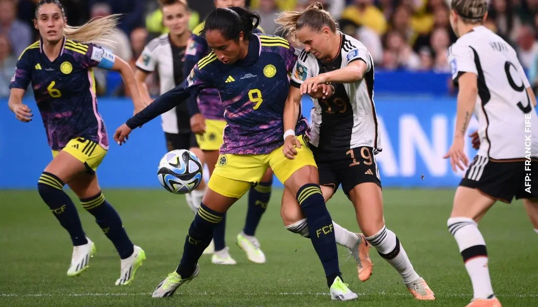 Mayra Ramírez entre las 100 mejores futbolistas de 2023