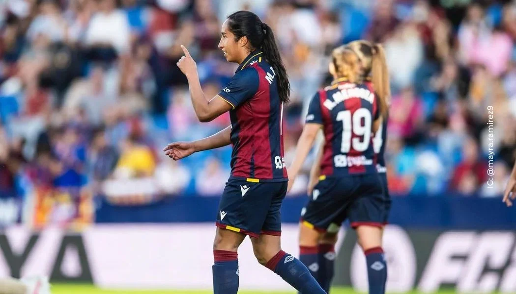 Mayra Ramírez se encuentra en la órbita del Chelsea