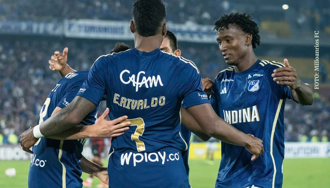 Millonarios celebrando un gol