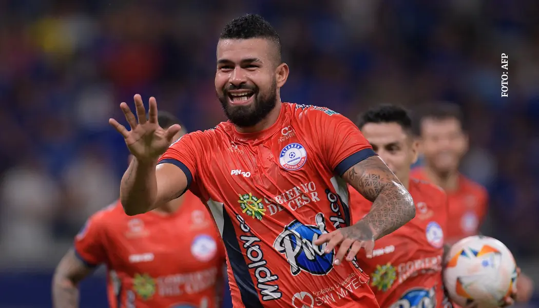 Jesús Figueroa celebrando el tercer gol de Alianza FC
