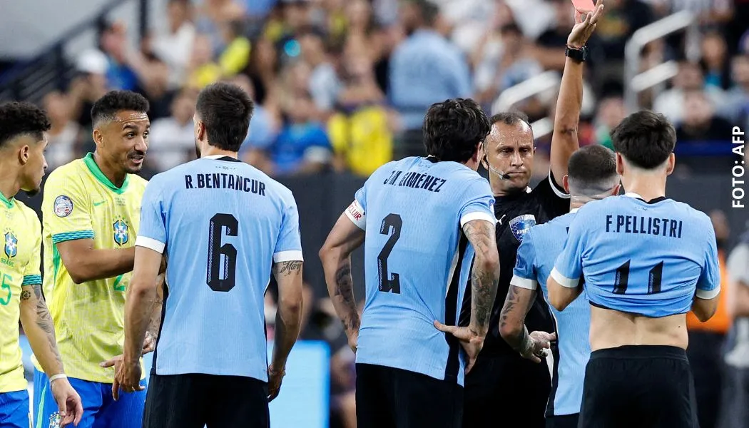 Nahitan Nández y Ronald Araujo bajas de Uruguay para enfrentar a Colombia