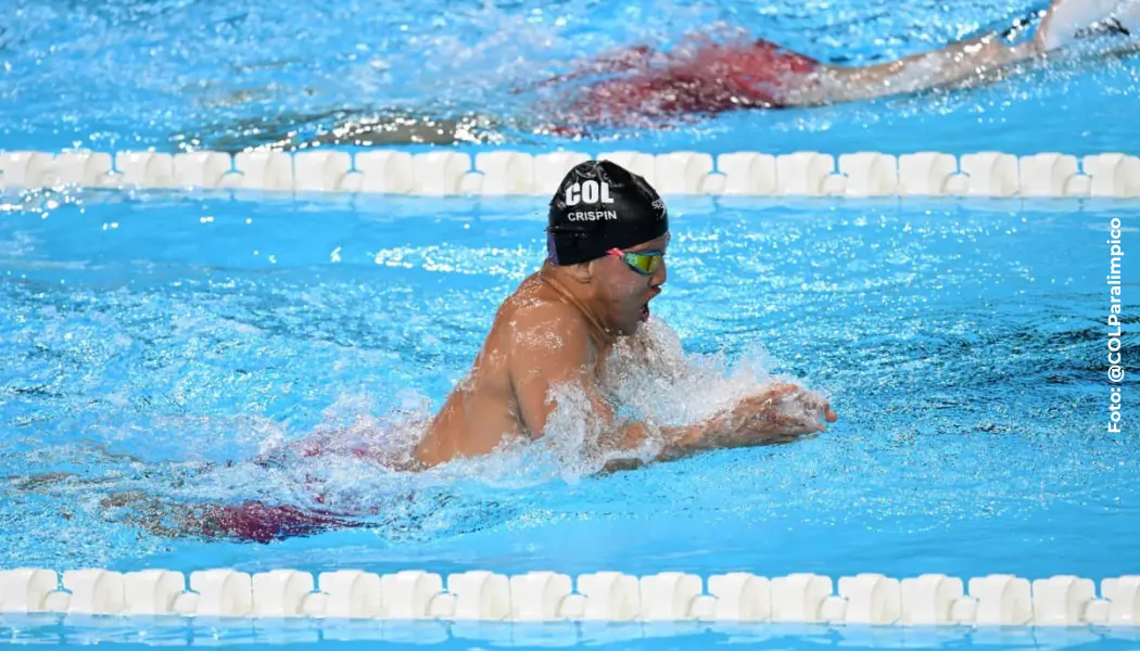 Nelson Crispín, medalla de plata, 100 metros pecho en los Paralímpicos.