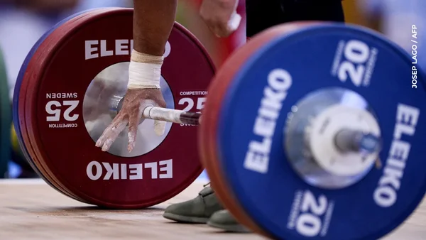 Positivo en prueba de dopaje: ¿quién es el pesista colombiano suspendido?