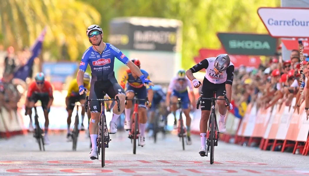 Sebastián Molano fue 2do en etapa de Vuelta a España