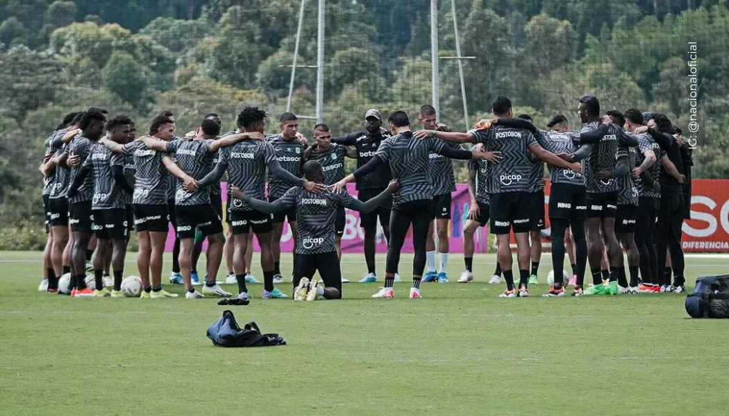 Racing se cansó de Roger Martínez, Atlético Nacional está atento