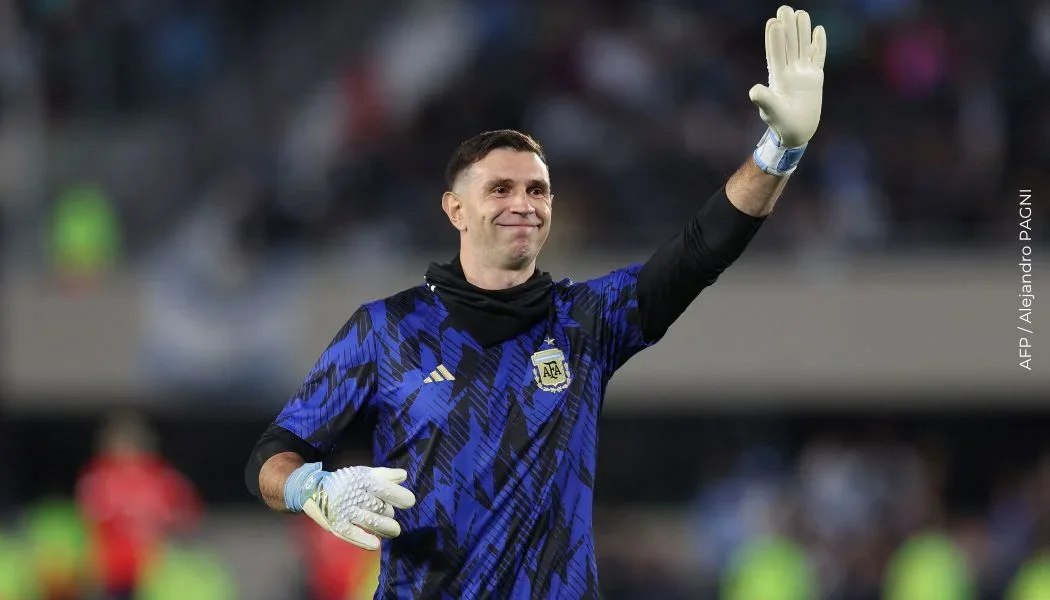 Este fue el grave error del Dibu Martínez en Inglaterra