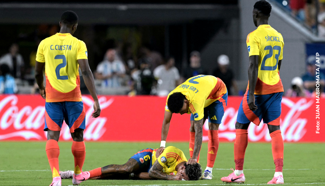 Contra Urguay, Richard Ríos tuvo que salir por lesión.