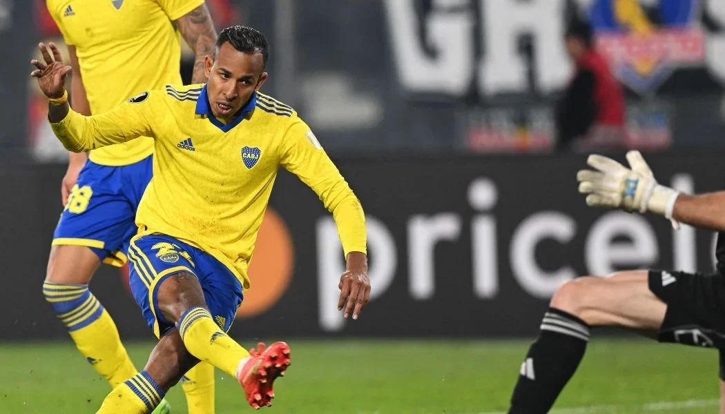 Sebastián Villa con Boca Juniors