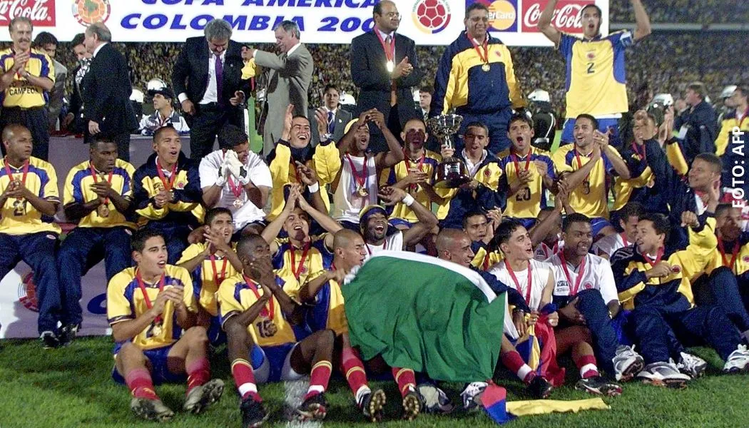 Selección Colombia campeones de edición Copa América 2001 envían apoyo a la tricolor