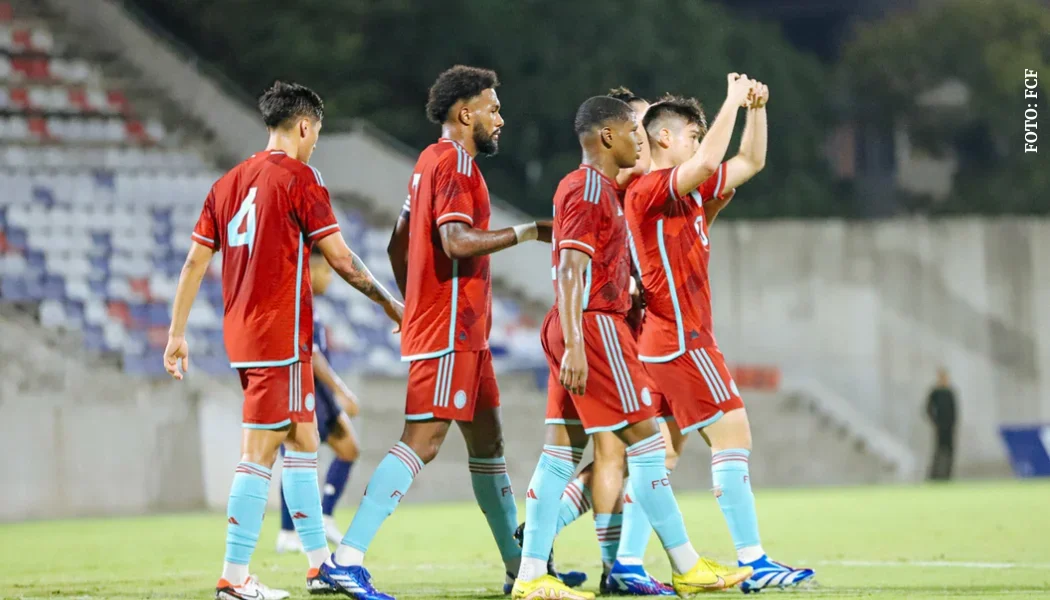 Selección Colombia Sub 23 festejando gol