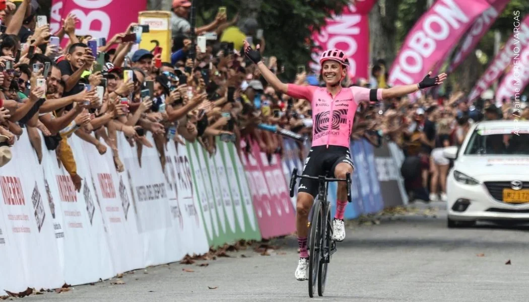 Esteban Chaves presentó su primer equipo de ciclismo