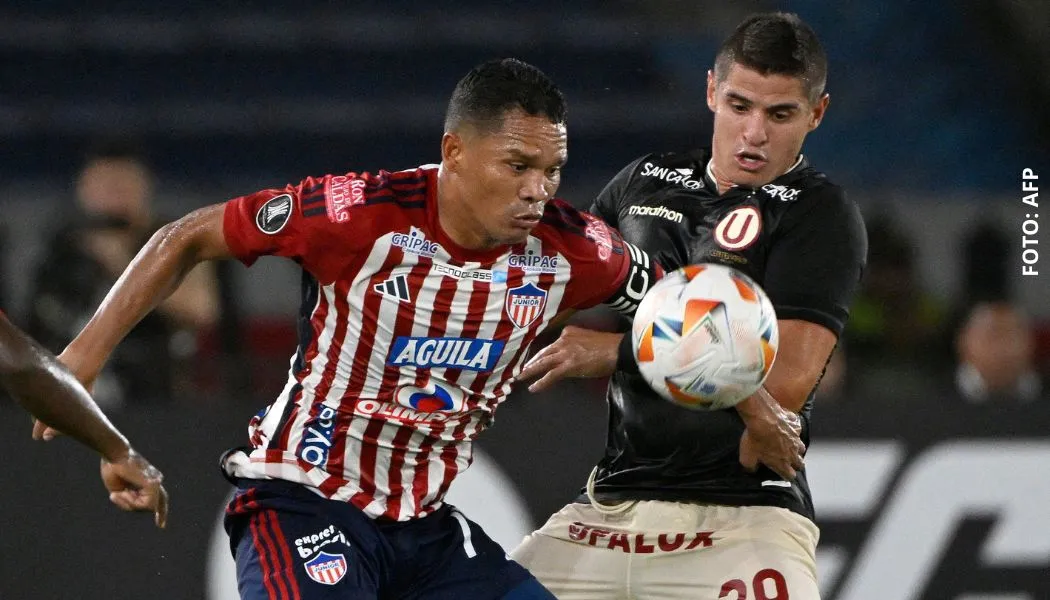 Carlos Bacca gol anulado en Junior vs. Universitario