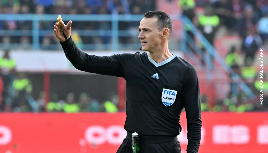 Wilmar Roldán con más partidos dirigidos eliminatorias.