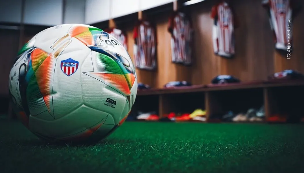 Yairo Moreno habría aprobado los exámenes con el Junior