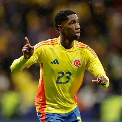 A Yaser Asprilla lo ven como el nuevo Bellingham: futuro del Watford ...