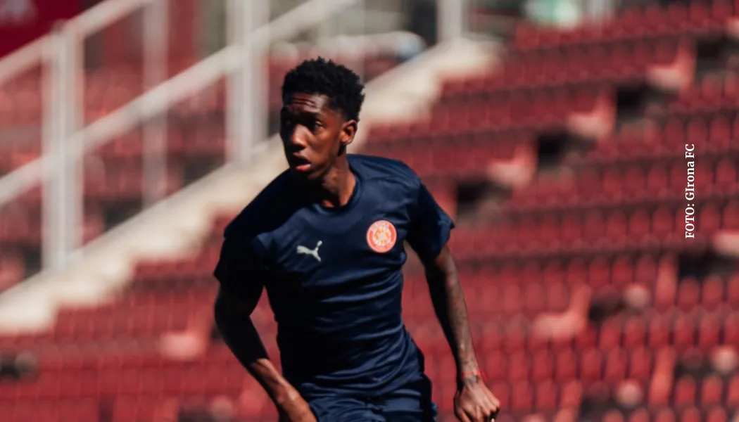 Yaser Asprilla recibió duro pisotón contra el Barcelona: Ferrán Torres se fue expulsado