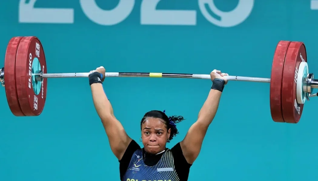 Yenny Álvarez: pesista colombiana