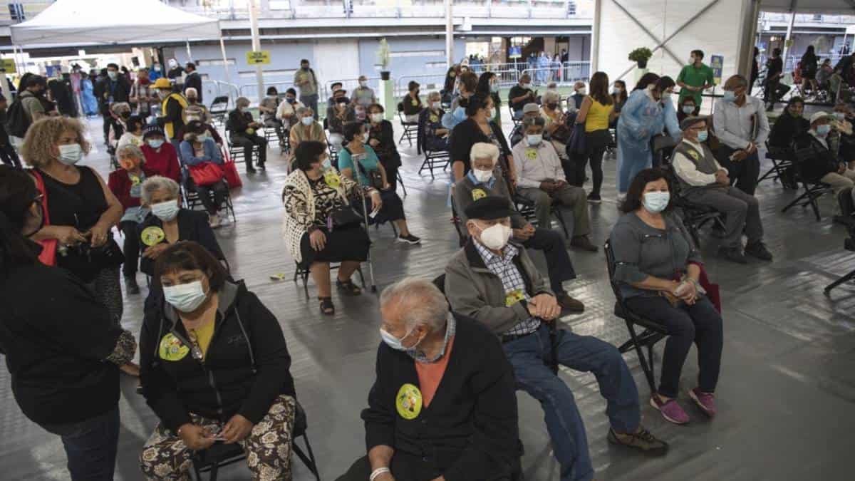 Chile extrema medidas para comenzar la masiva cuarentena