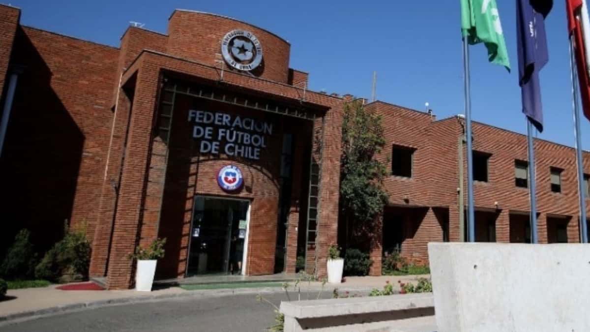 Chile apelará decisión de Fifa en caso de Ecuador